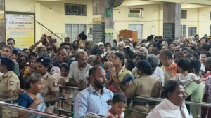 வடலூர் ஞான சபையில்சித்திரை மாத பூச ஜோதி தரிசனம்கடலூர் மாவட்ட எஸ்பி ஜெயக்குமார் பங்கேற்பு